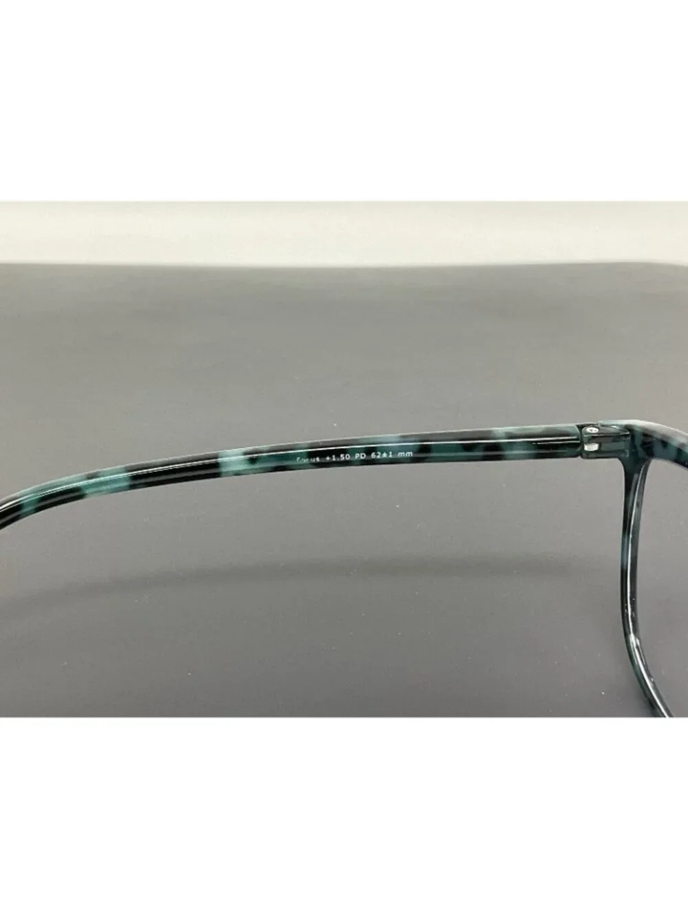 Peepers Bengal Focus Cat Eye Reading Glasses + 1.50 Blue Light Block